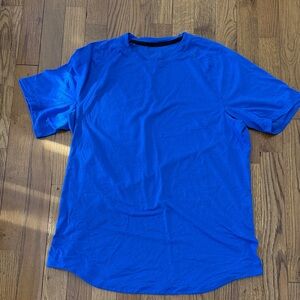 Lululemon Men’s Shirt